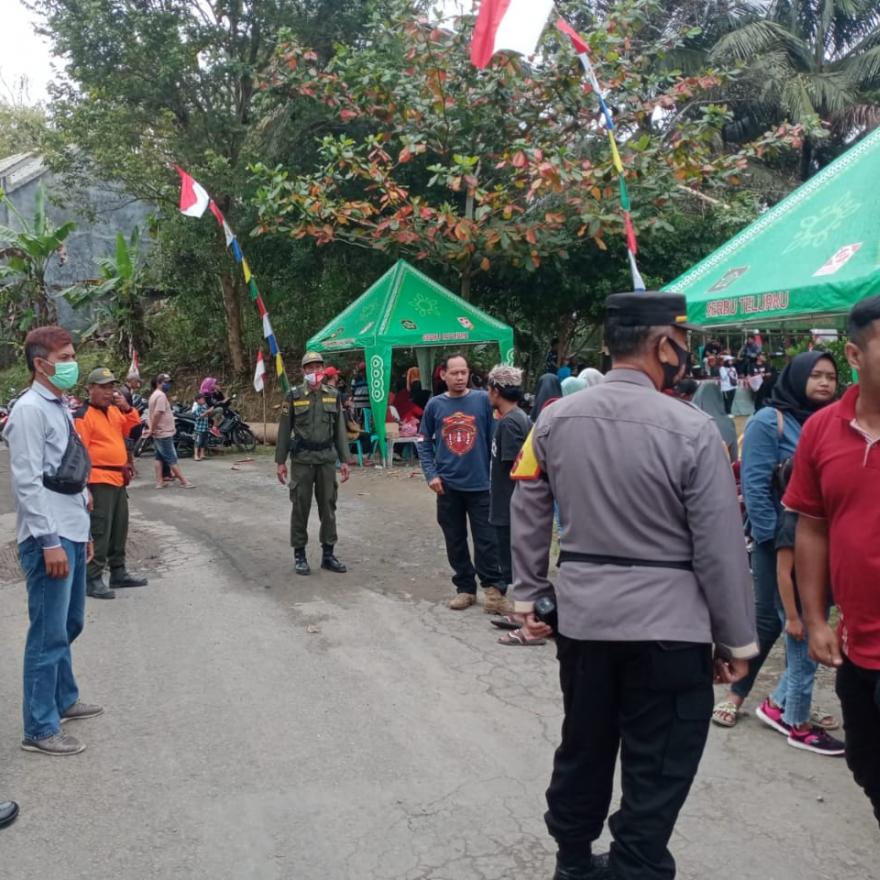 Gerak Jalan di Padukuhan Gunung Rego